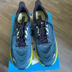 HOKA RUNNING SNEAKERS
